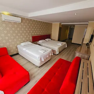 3* Otel Airport Coast